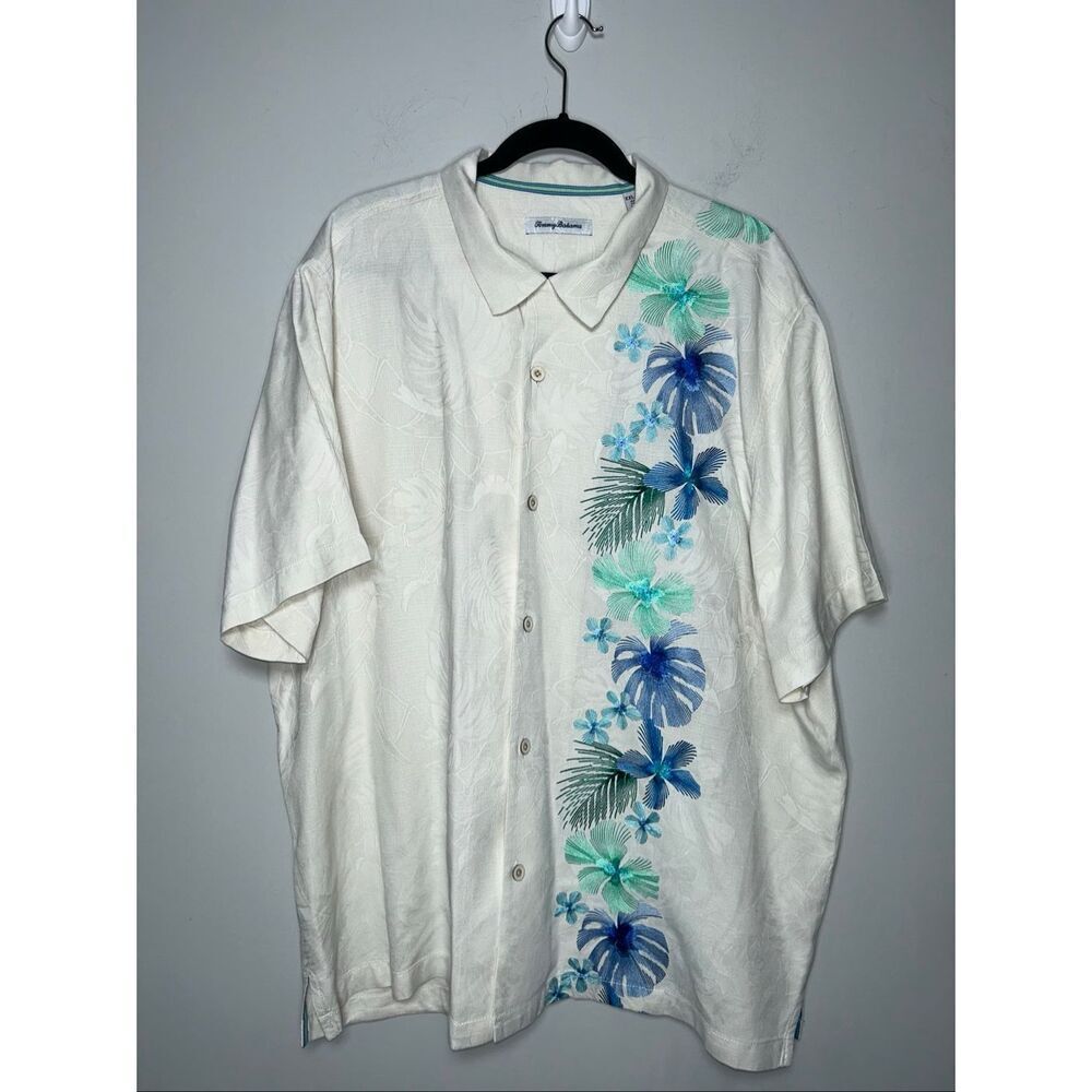 Tommy Bahama Men's Azul Vines 100% silk shirt in white with a blue and green flo